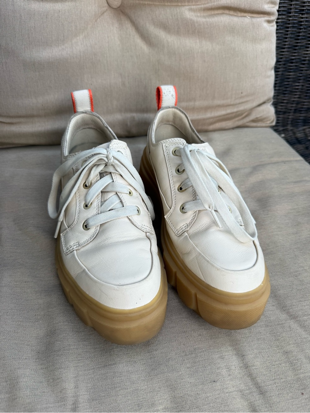 Sorel Kinetic Impact Lace Waterproof Leather Platform Sneakers Cream Size 9.5